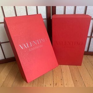 2 VALENTINO GARAVANI AUTHENTIC RED STURDY SHOE BOXES WITH CARDS MADE IN ITALY